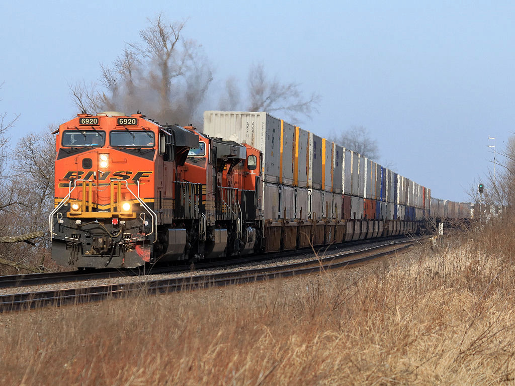 BNSF 6920